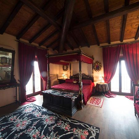 Bed and Breakfast Castello Di Vigoleno Esterno foto