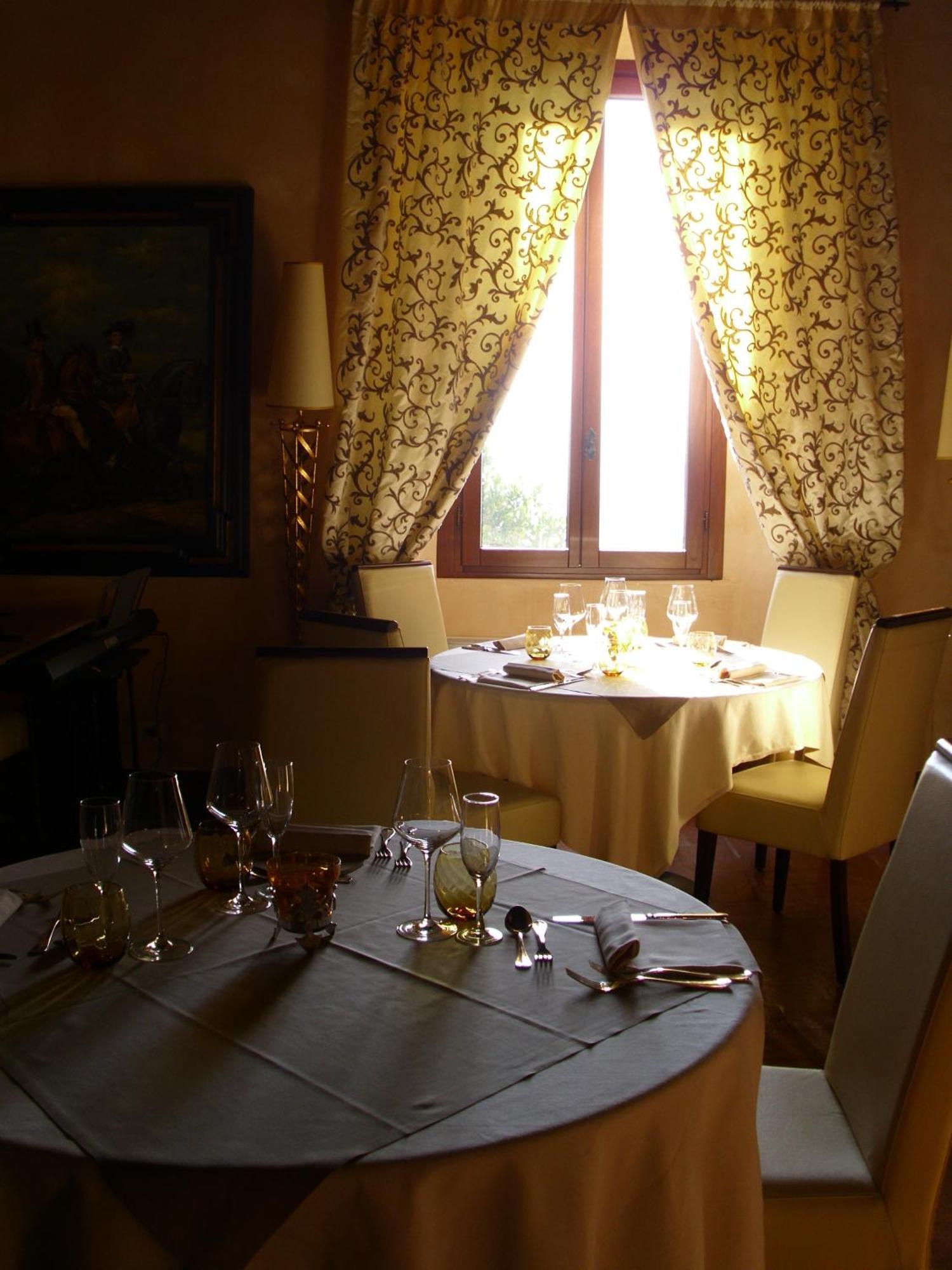 Bed and Breakfast Castello Di Vigoleno Esterno foto
