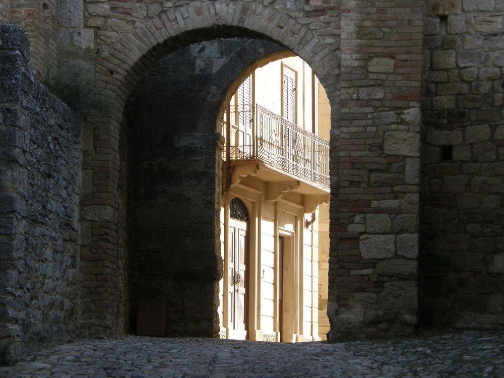 Bed and Breakfast Castello Di Vigoleno Esterno foto