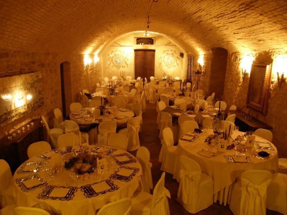 Bed and Breakfast Castello Di Vigoleno Esterno foto