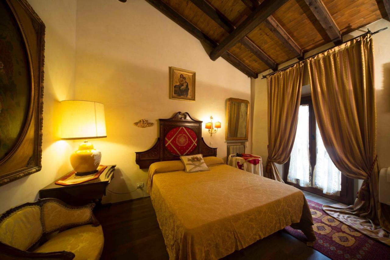 Bed and Breakfast Castello Di Vigoleno Esterno foto