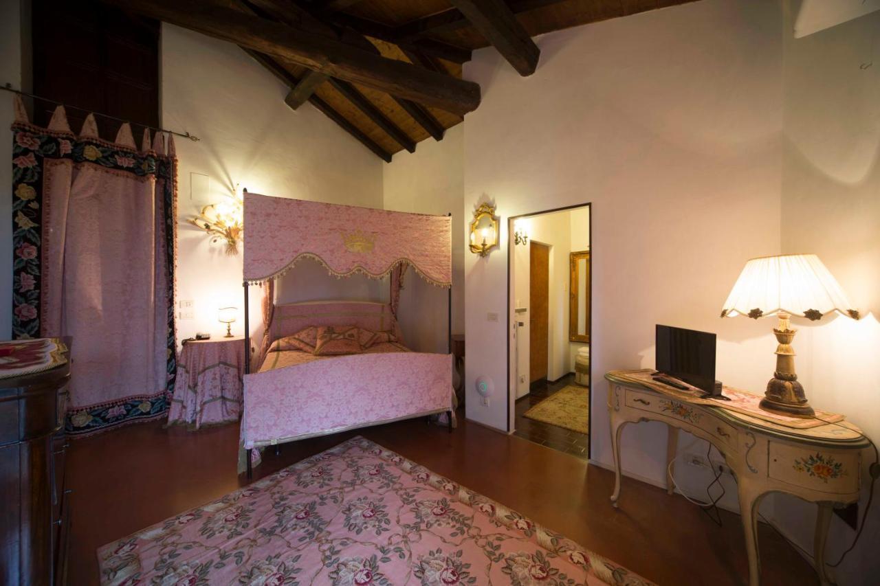Bed and Breakfast Castello Di Vigoleno Esterno foto